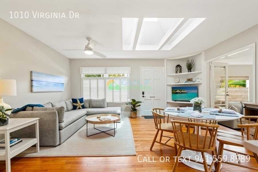 1010 Virginia Dr - Photo 6 of 36