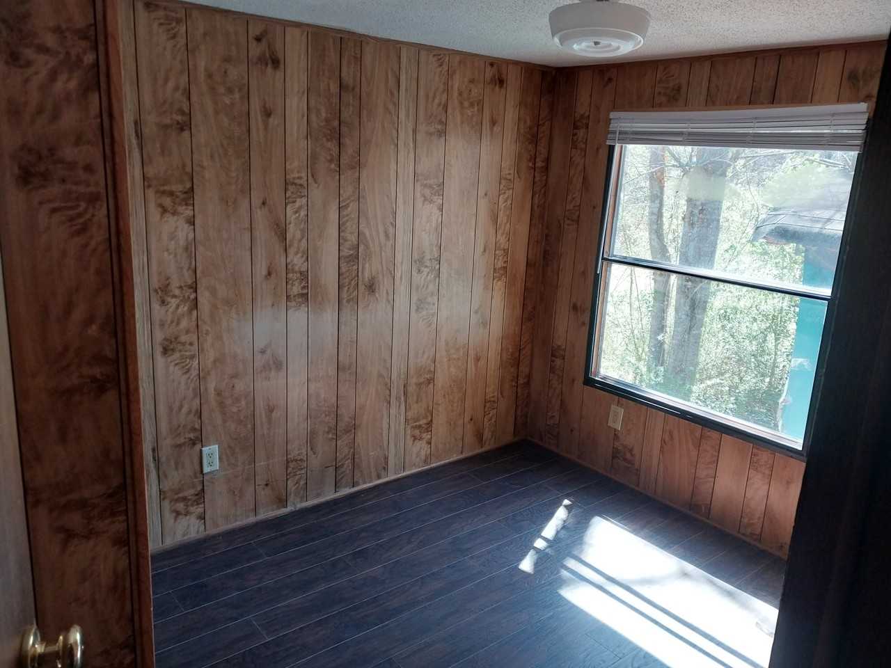 211 Duchess Dr - Photo 6 of 9