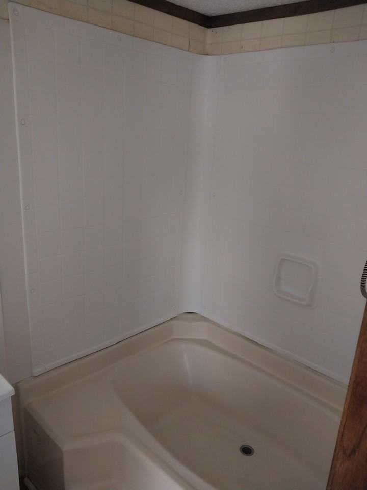 211 Duchess Dr - Photo 7 of 9