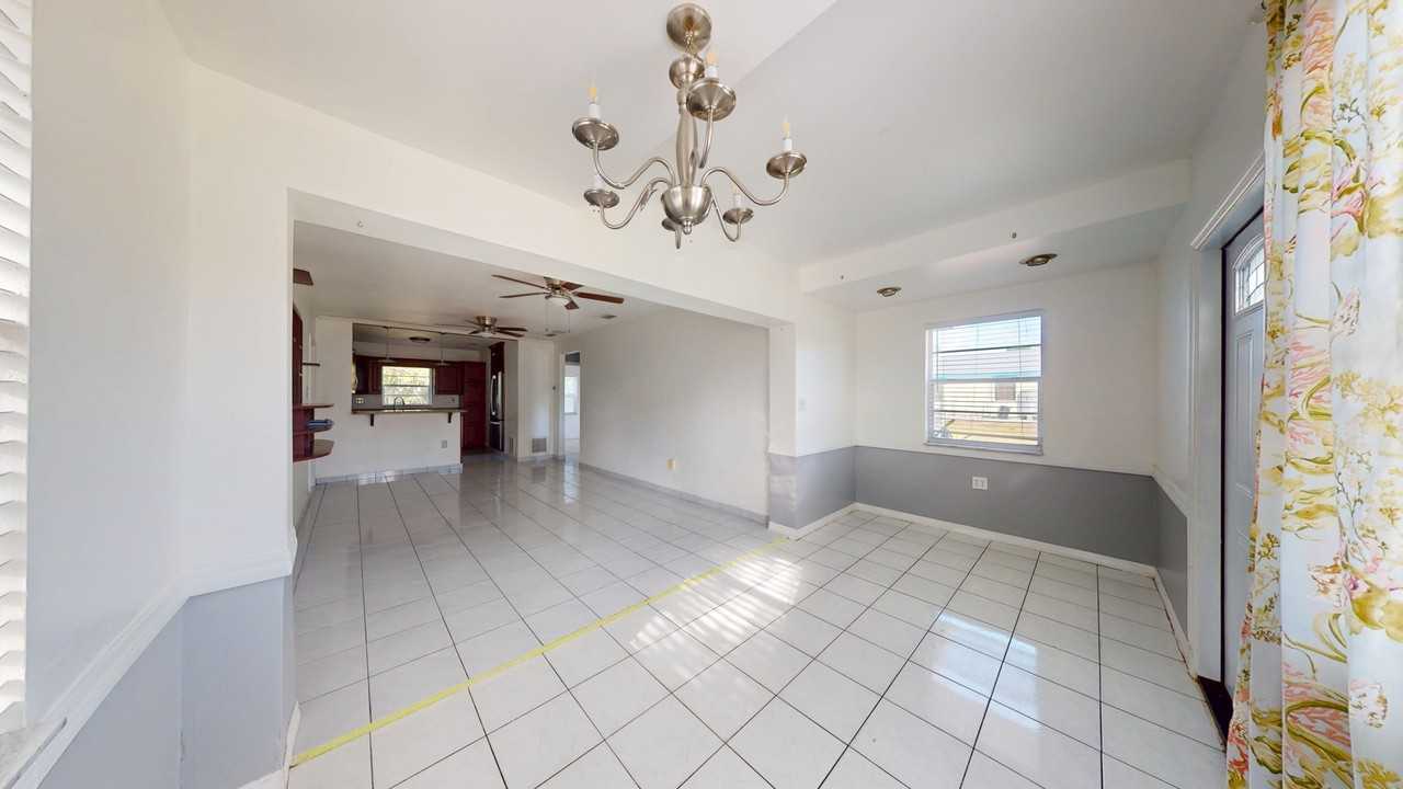 26945 Shannahan Rd - Photo 2 of 13