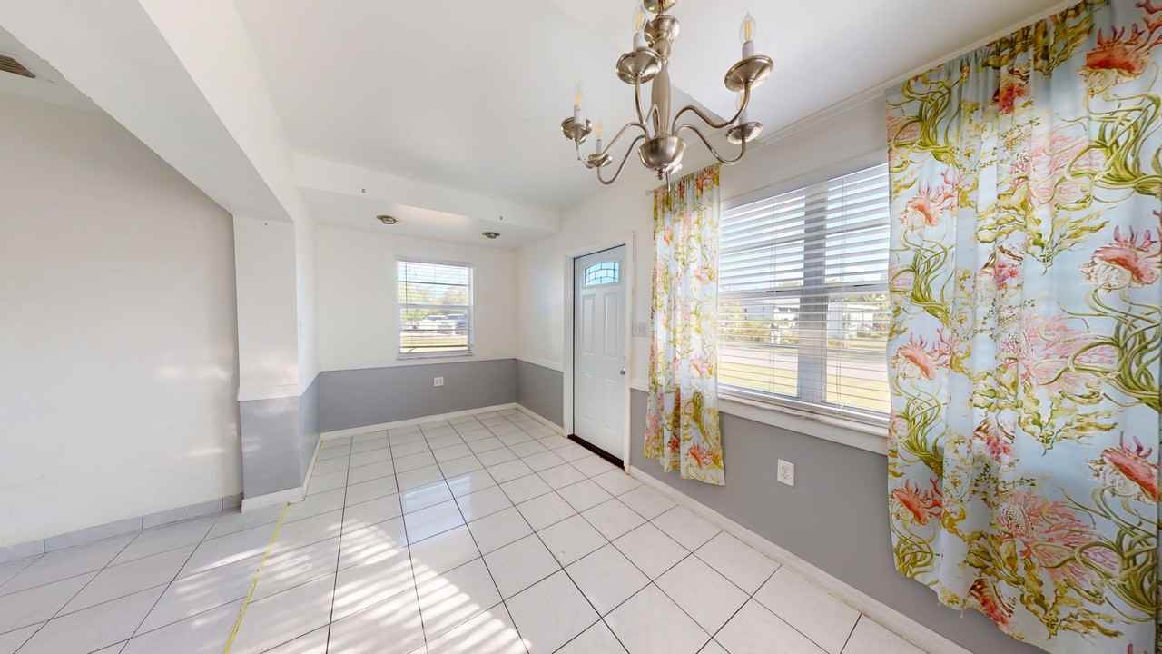 26945 Shannahan Rd - Photo 3 of 13