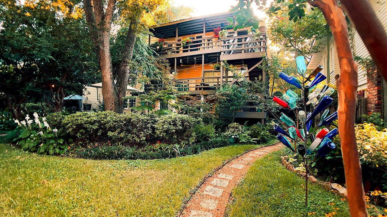 1710 N State St - Photo 4 of 20