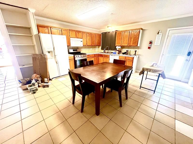 12755 Thomas Sumter St - Photo 2 of 15