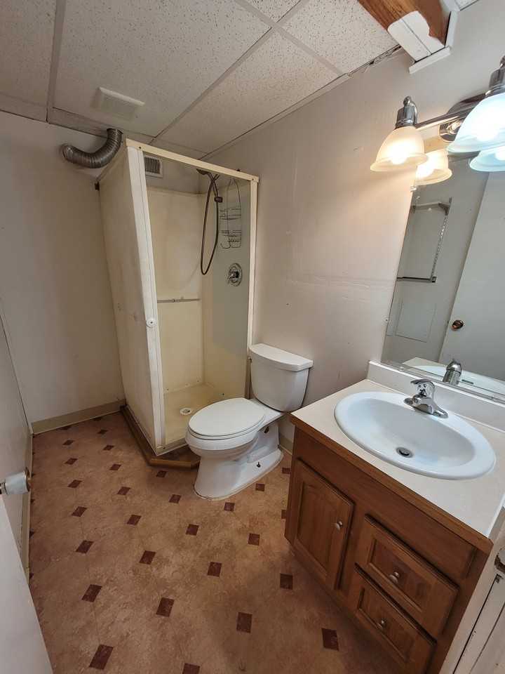 1128 Hess Ave #16 - Photo 4 of 7