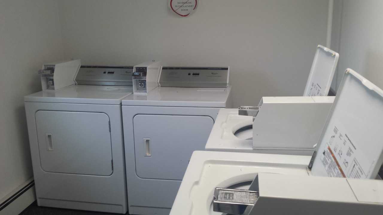 1128 Hess Ave #16 - Photo 6 of 7