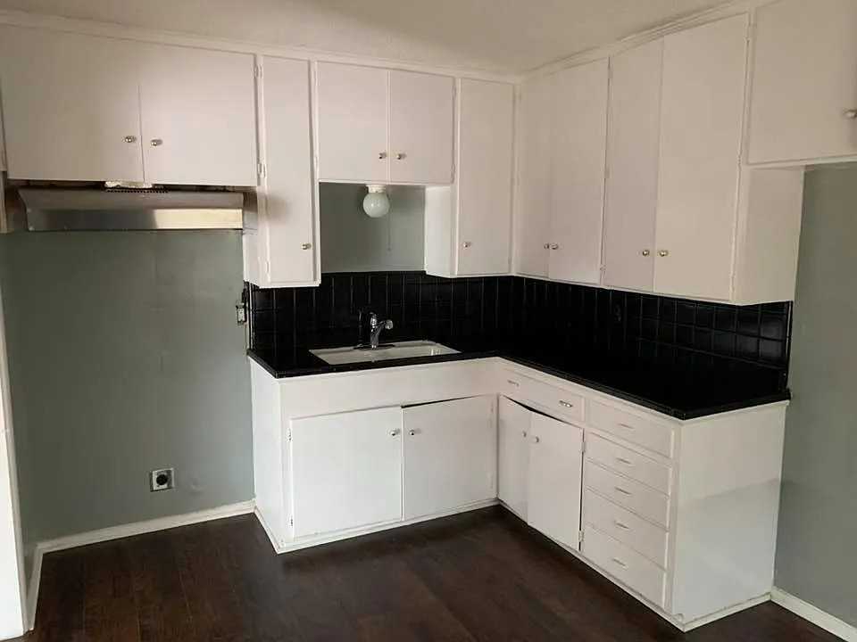 426 Koehler Ct - Photo 5 of 10