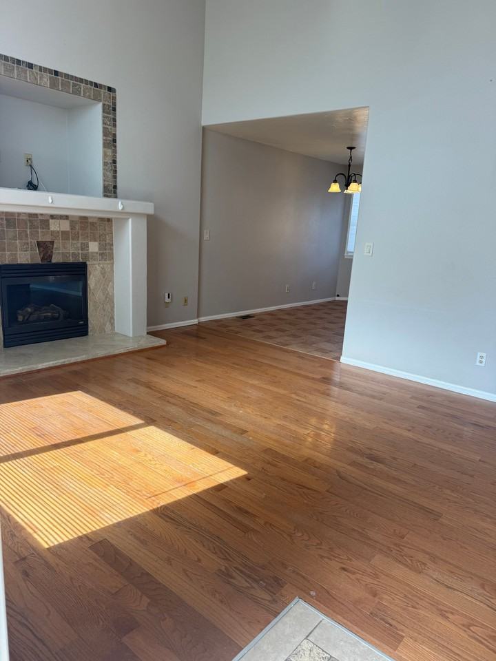 5231 Butterfield Dr - Photo 2 of 13