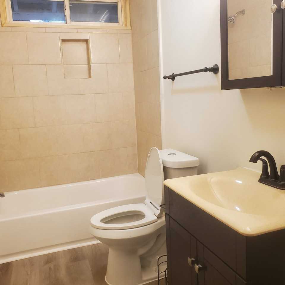 3072 Lone Oak Ave Sw - Photo 5 of 11