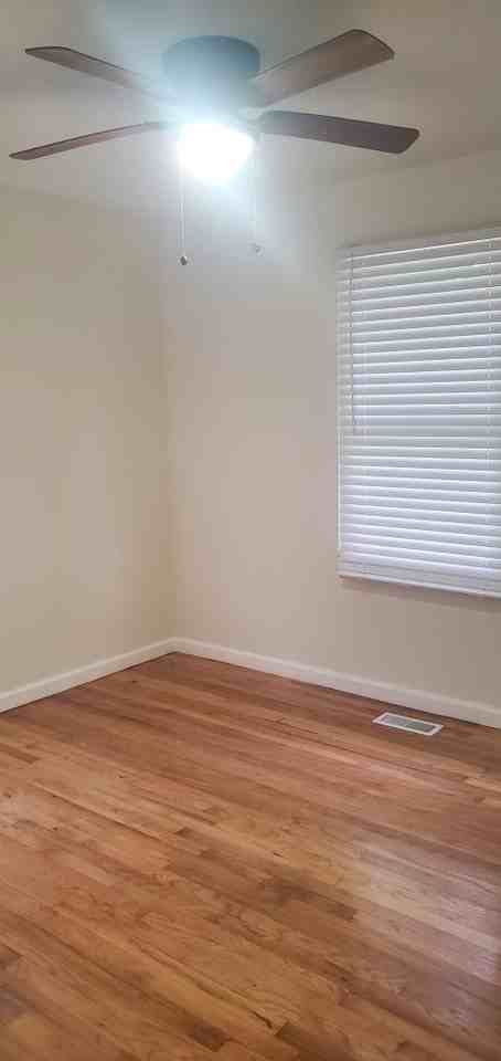 3072 Lone Oak Ave Sw - Photo 7 of 11