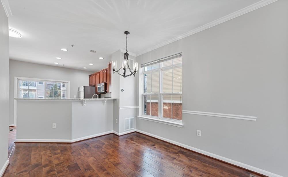 5529 Lanier Ave - Photo 5 of 19