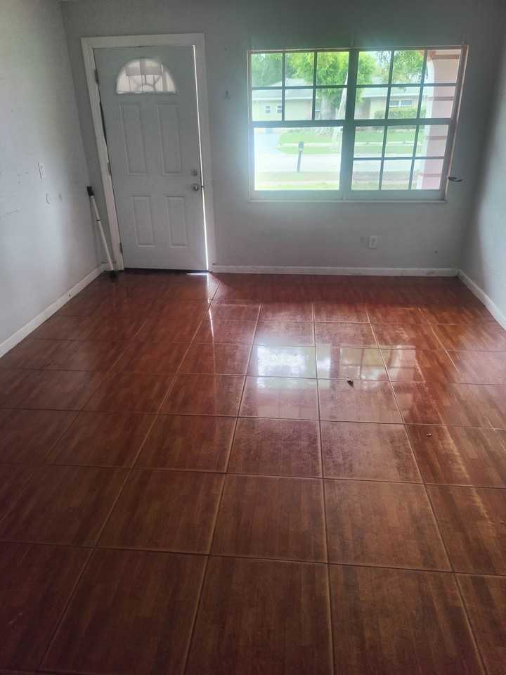 2603 Walker Dr - Photo 4 of 8