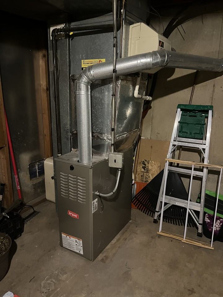 32 N Albert St - Photo 2 of 18