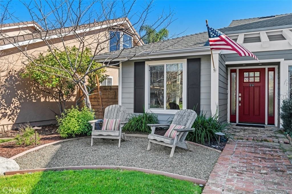 17552 Putney Cir - Photo 2 of 17