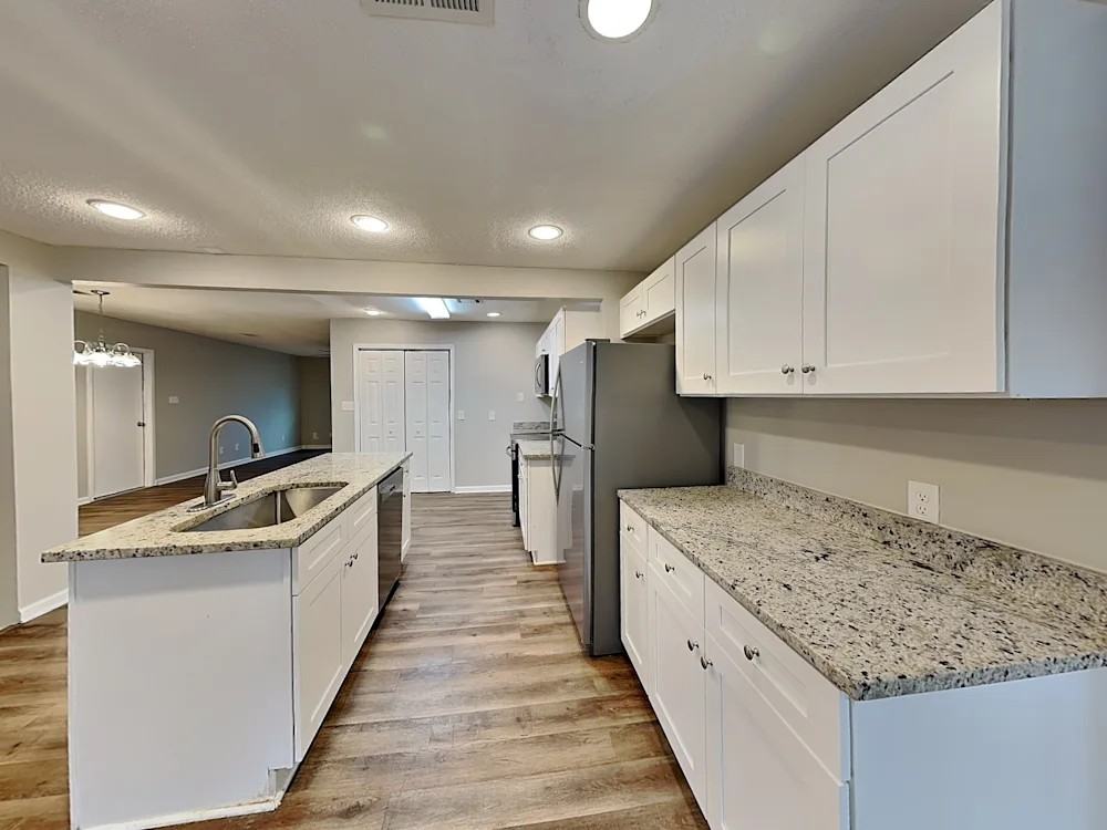 722 Utoy Cir Sw - Photo 5 of 13