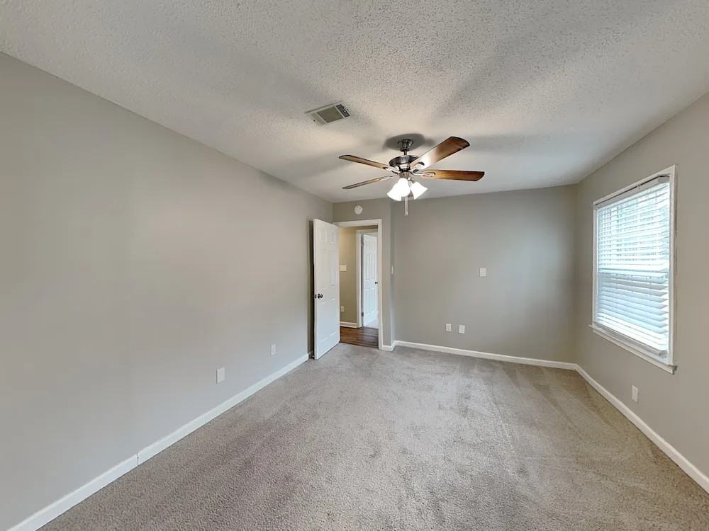 722 Utoy Cir Sw - Photo 6 of 13