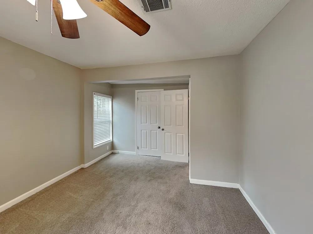 722 Utoy Cir Sw - Photo 7 of 13