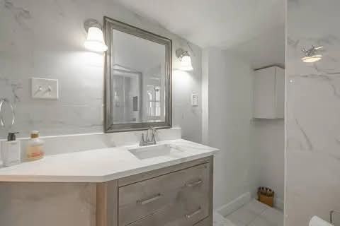 9709 Bear Lake Rd - Photo 4 of 17