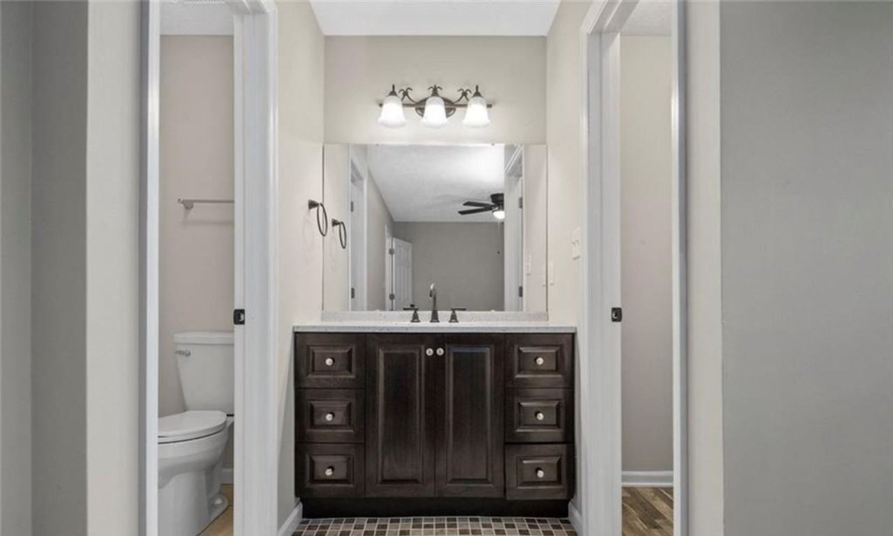 9400 Gooden Dr - Photo 3 of 13