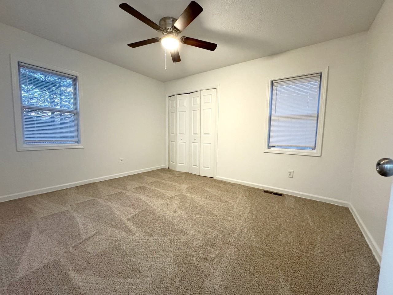 306 Jones Ave - Photo 6 of 8