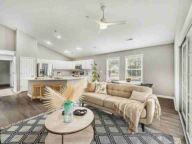 3416 Wellesley Ct - Photo 3 of 20