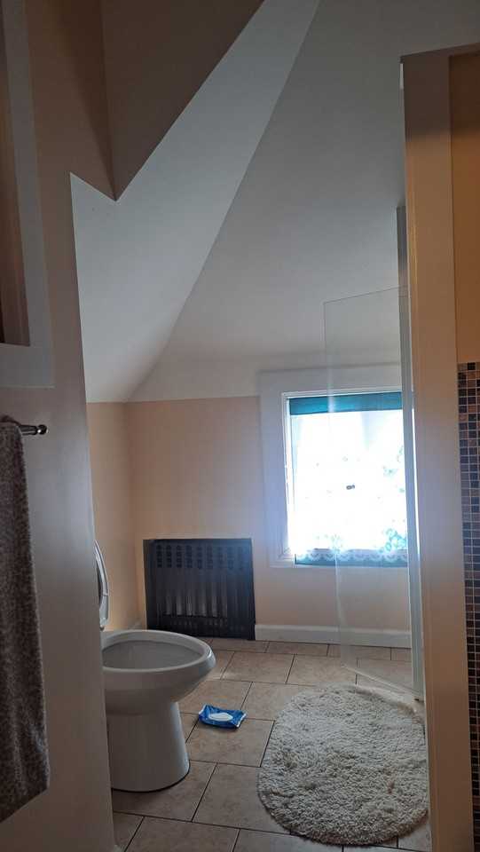 342 N Fulton Ave - Photo 2 of 6