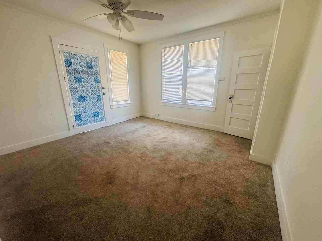 15 E 24th St - Photo 2 of 9