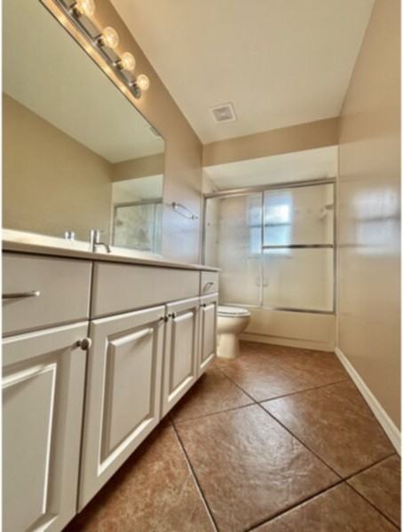 4343 Sands Blvd - Photo 7 of 50