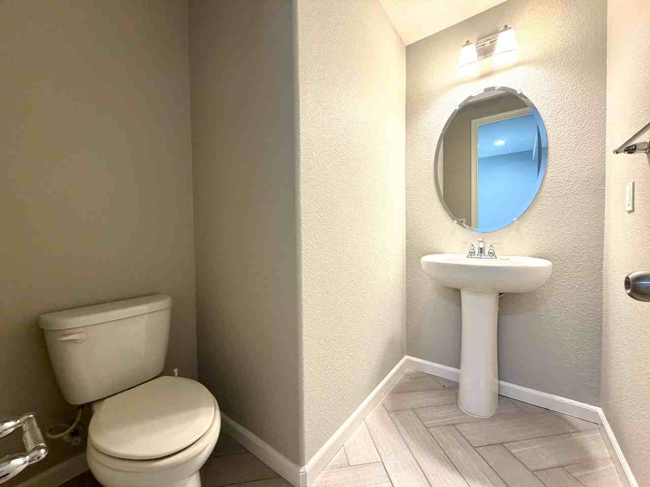 1607 Roma Dr #NA - Photo 5 of 36