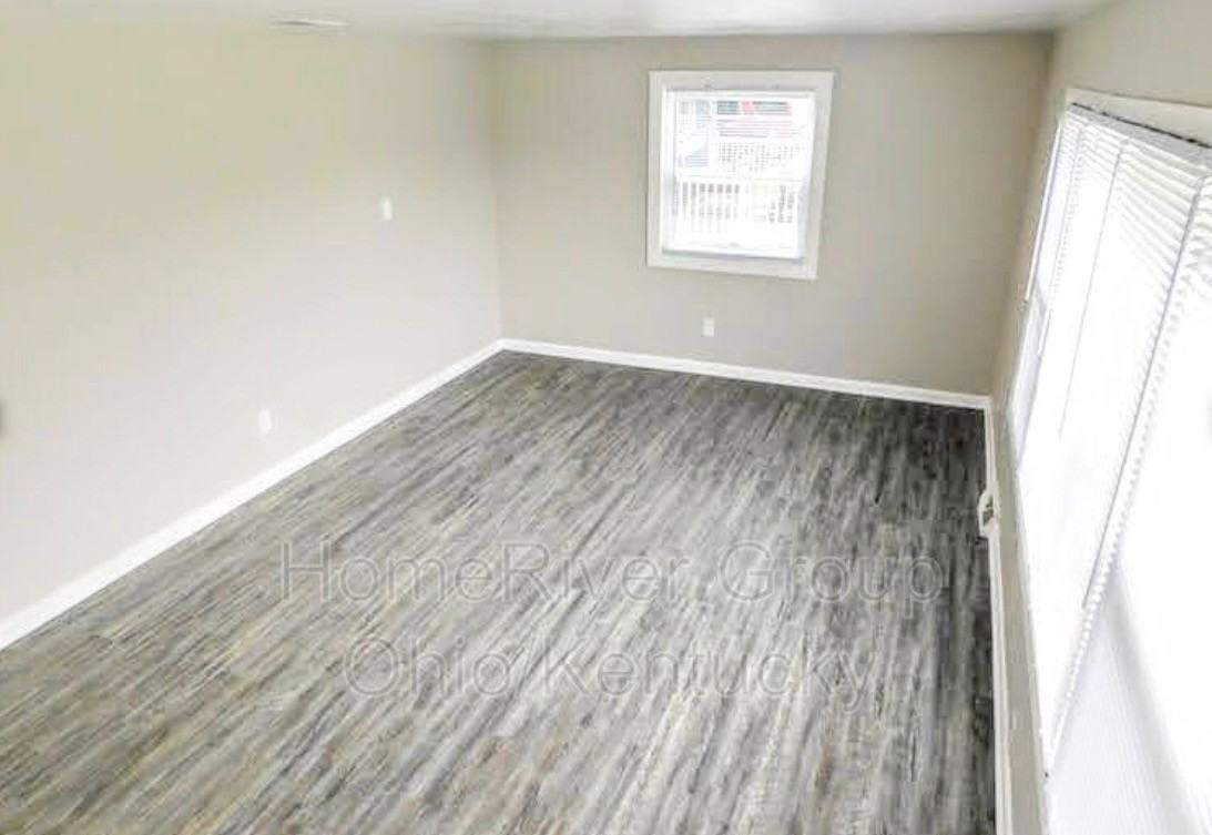 4207 Kugler Mill Rd #NA - Photo 4 of 6