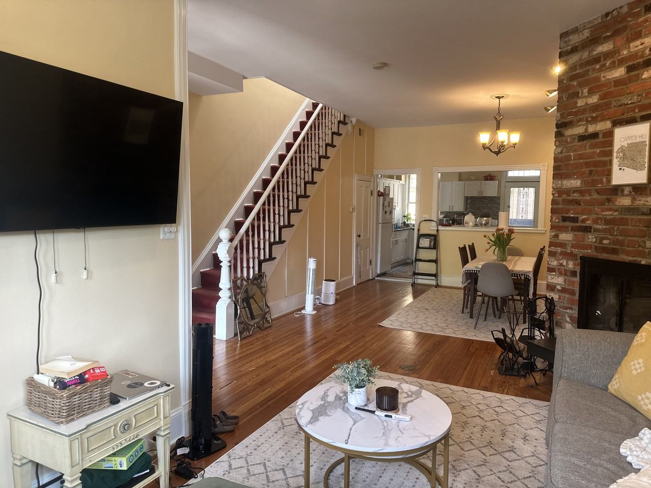 403 Seward Sq Se #1 - Photo 2 of 8