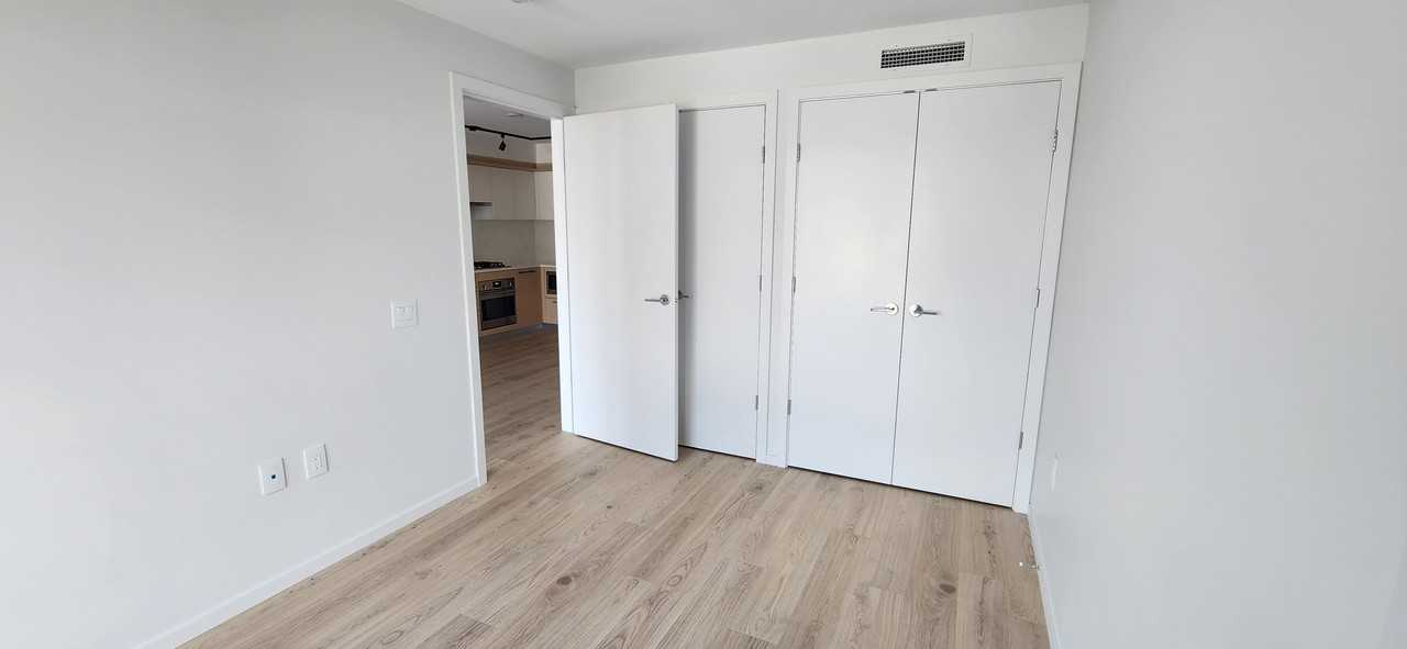 Earles St & Kingsway #457 - Photo 7 of 16