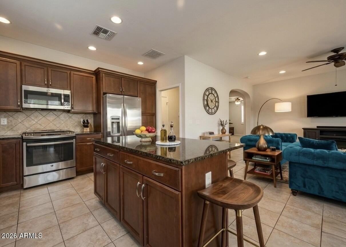 16794 W Coronado Rd - Photo 4 of 15