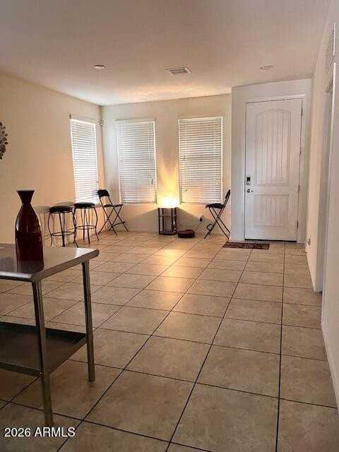 7910 S 42nd Ave - Photo 4 of 35