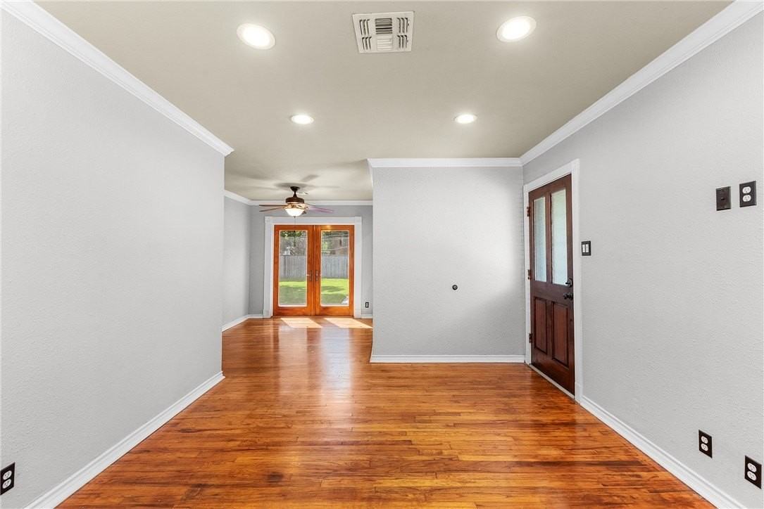 622 Collingswood Dr - Photo 5 of 26