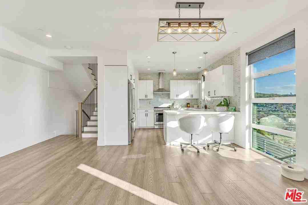 3861 W Point Dr - Photo 4 of 50