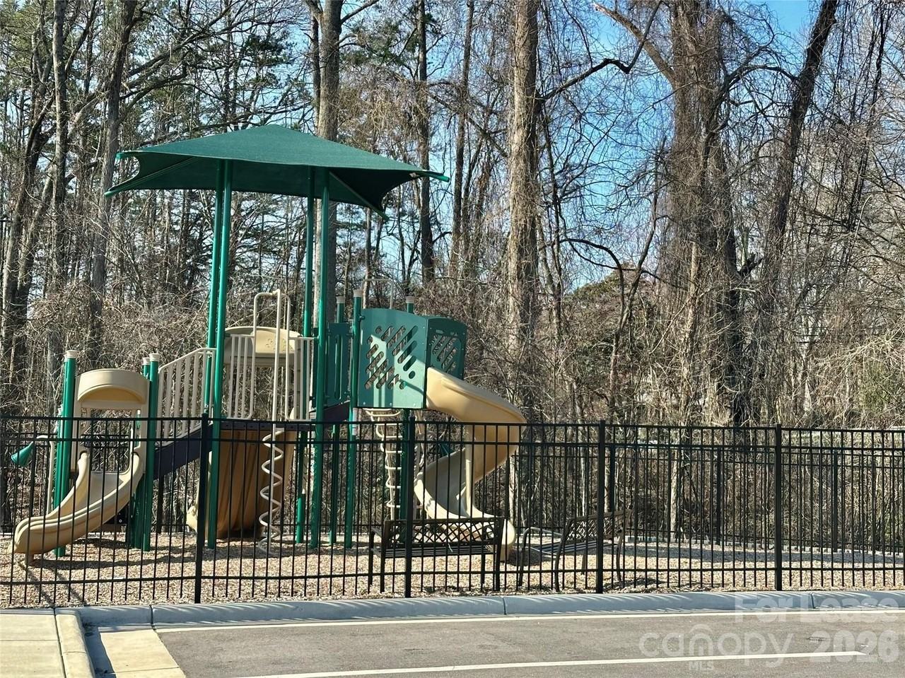 1339 Mifflin Ln - Photo 2 of 39