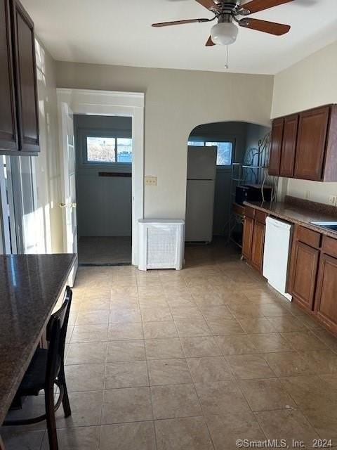 130 Clark St - Photo 4 of 24