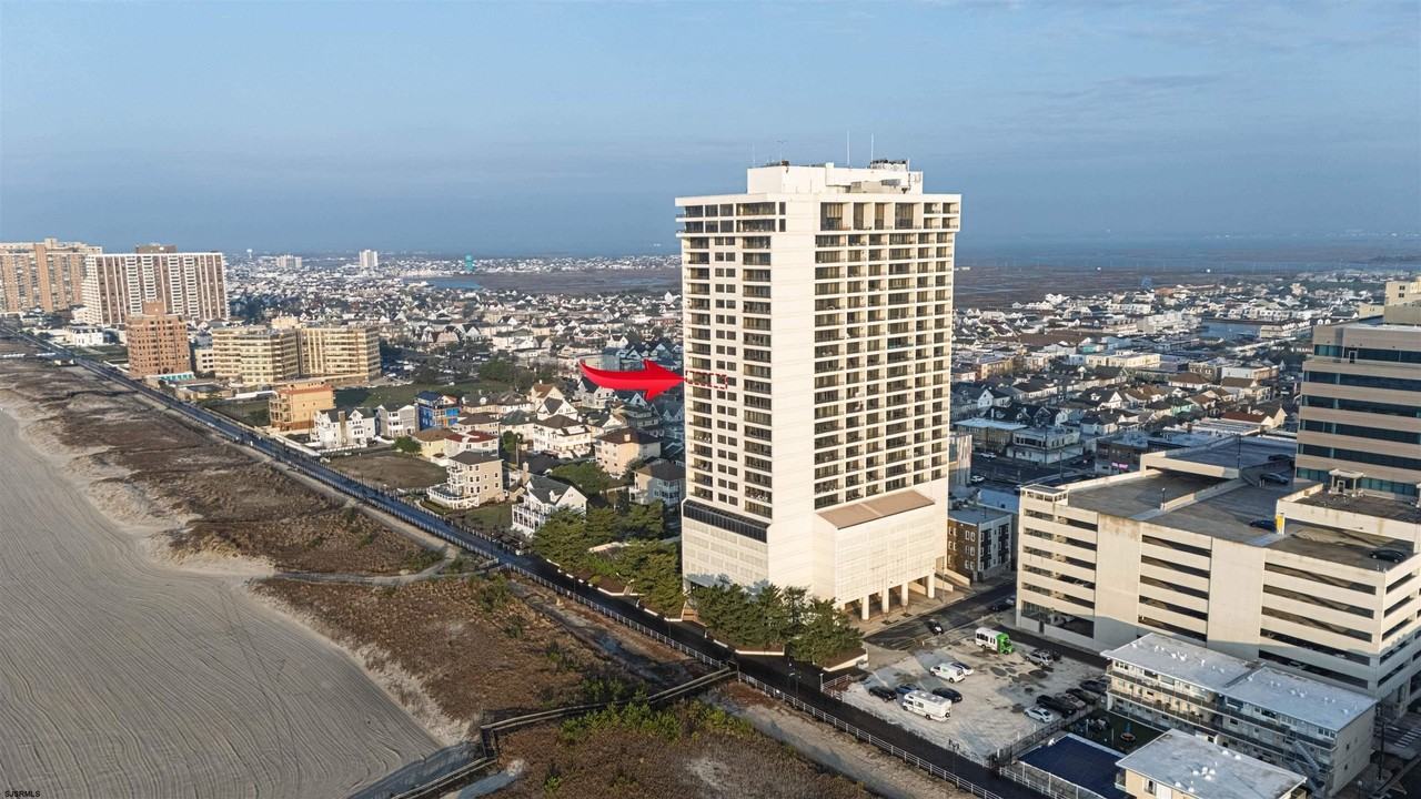 3851 Boardwalk #1702 - Photo 2 of 36