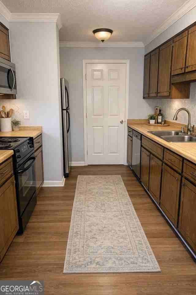 137 Tamara Ct - Photo 5 of 8