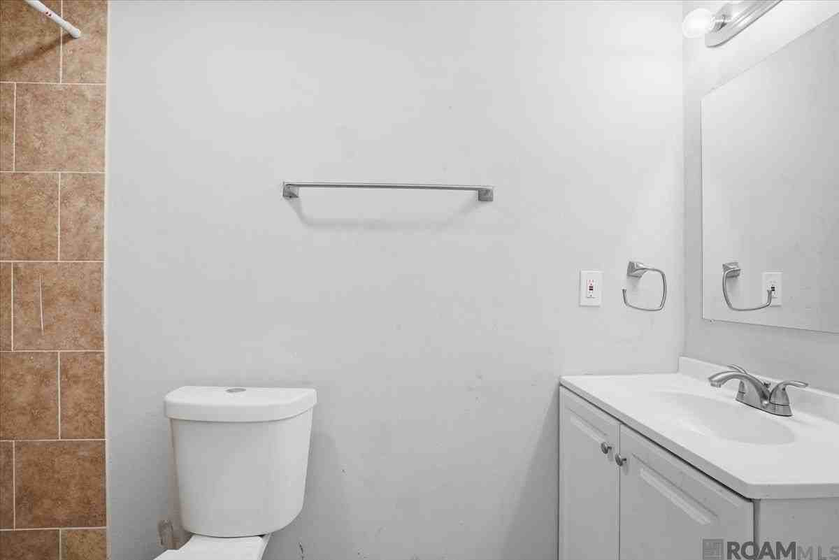 3285 Ozark St - Photo 7 of 12