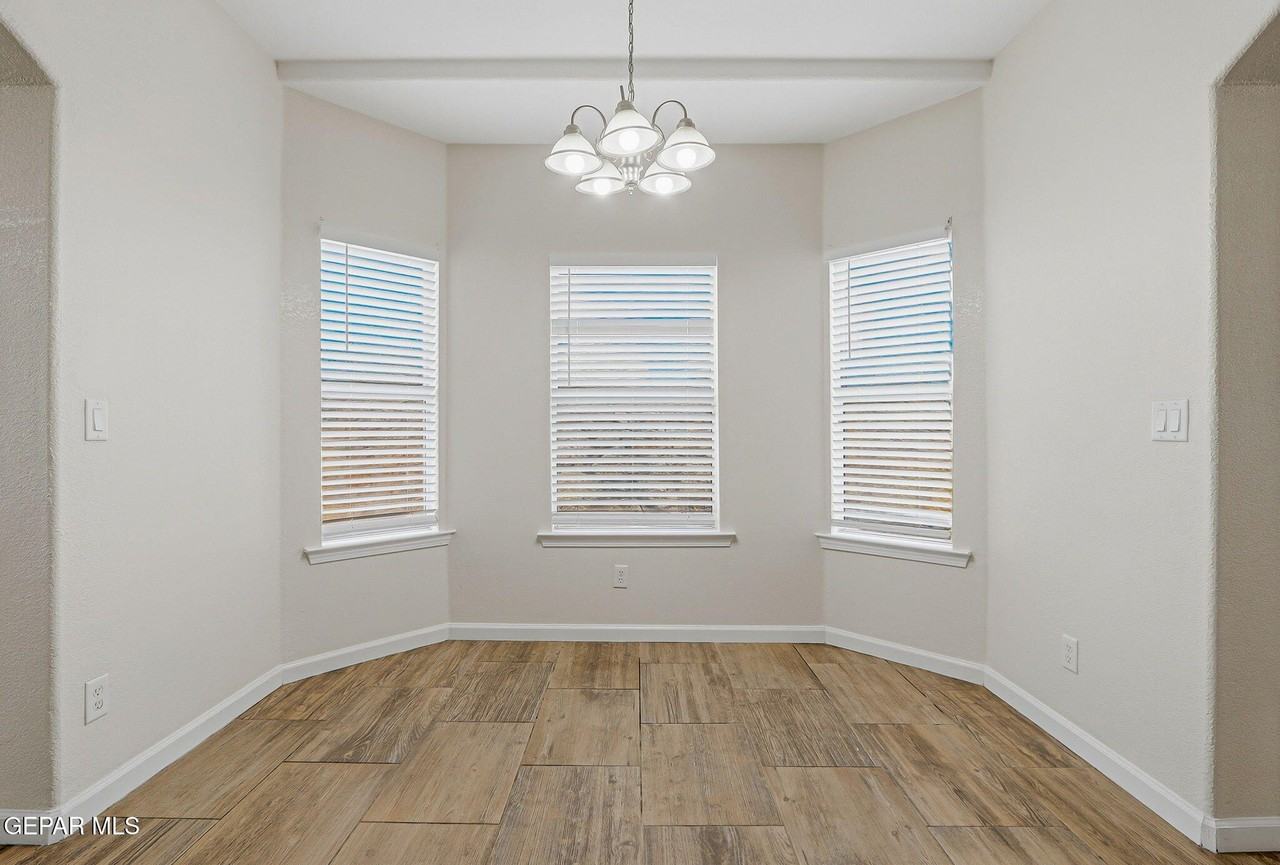 13709 Paseo Sereno Dr - Photo 6 of 32