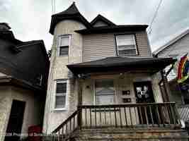 featured image of 26 S Church St 1st Fl