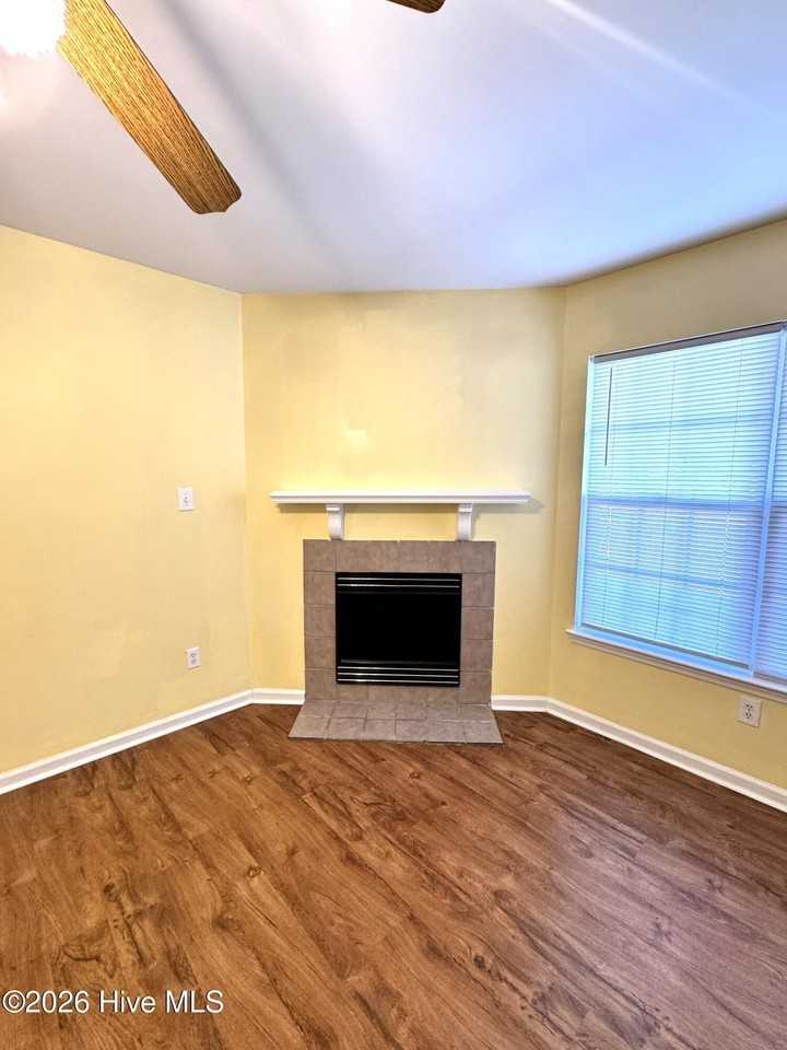 2084 Brandymill Ln - Photo 4 of 20