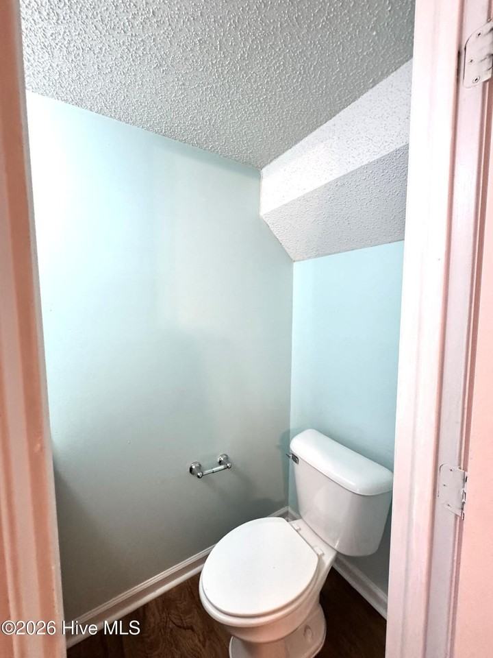 2084 Brandymill Ln - Photo 5 of 20