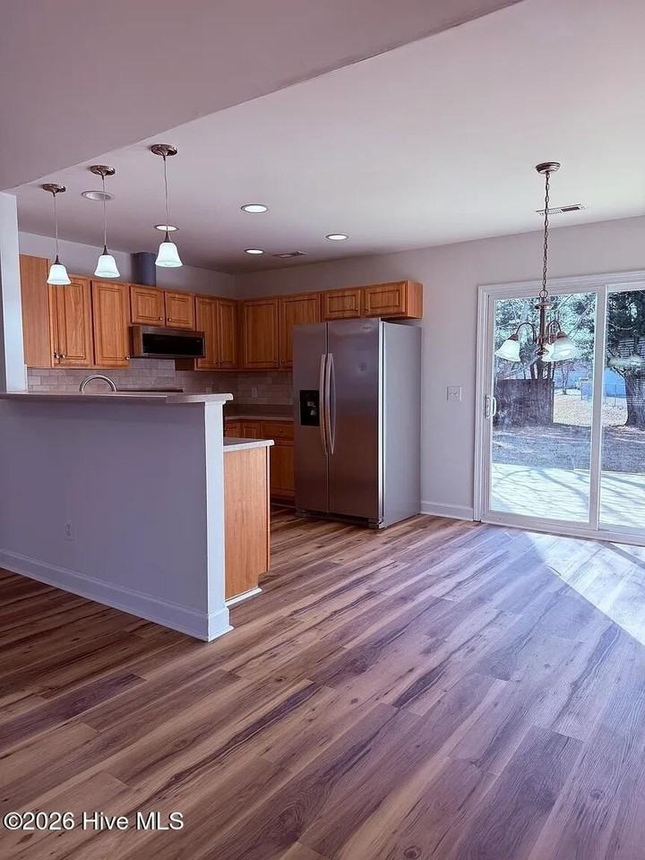 7420 Whitney Dr - Photo 2 of 2