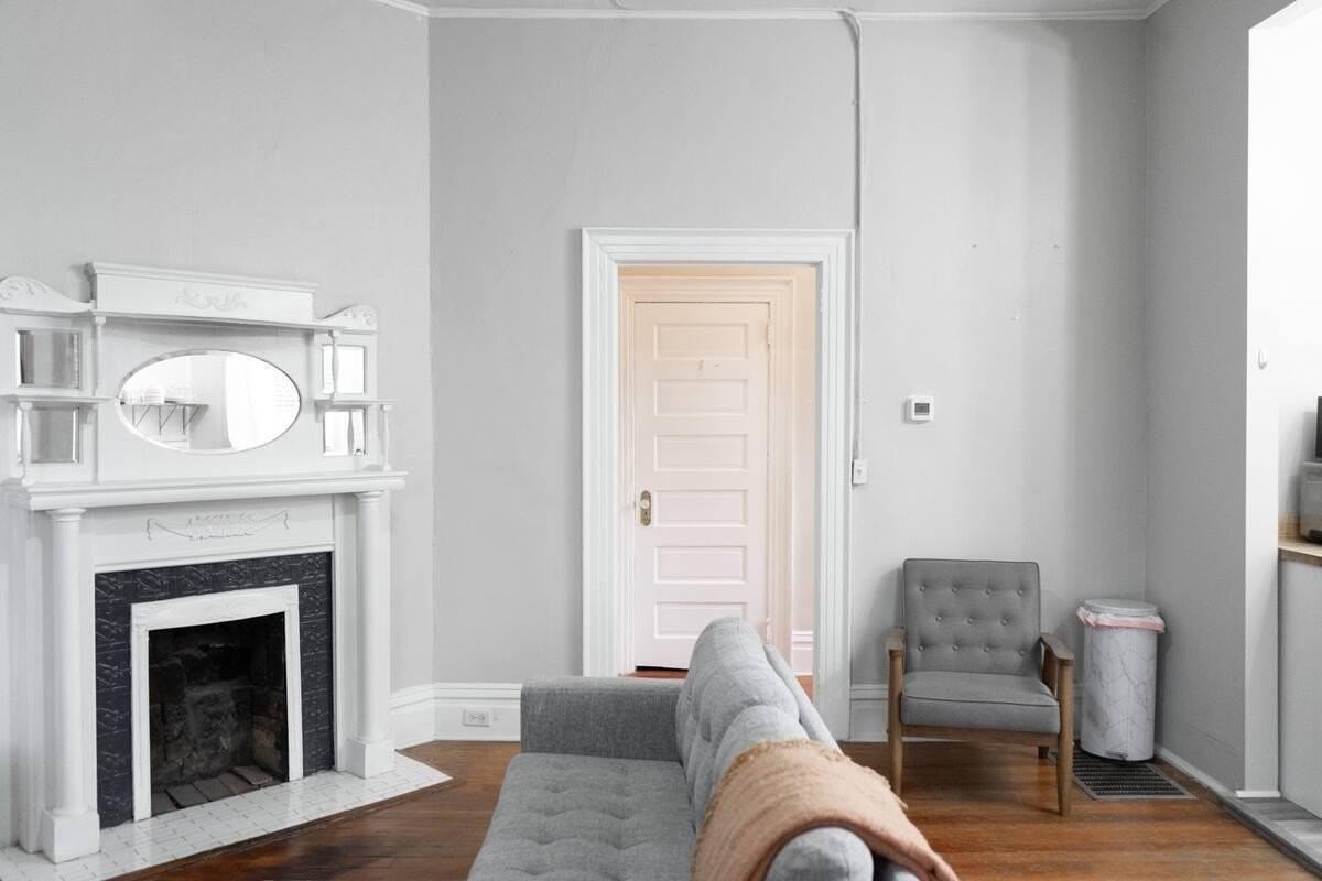 2419 Central Ave - Photo 4 of 16