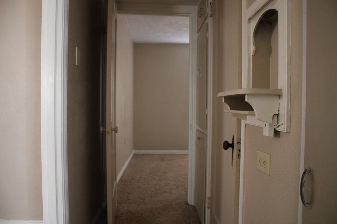506 E Municipal Dr - Photo 3 of 9