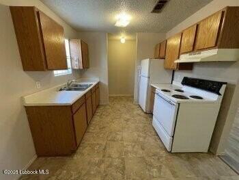 1512 82nd St #B - Photo 3 of 8