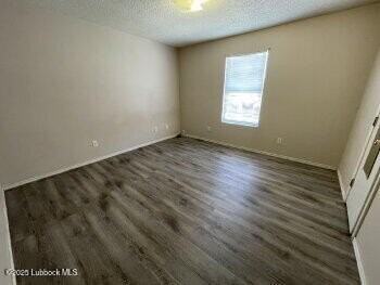 1512 82nd St #B - Photo 4 of 8