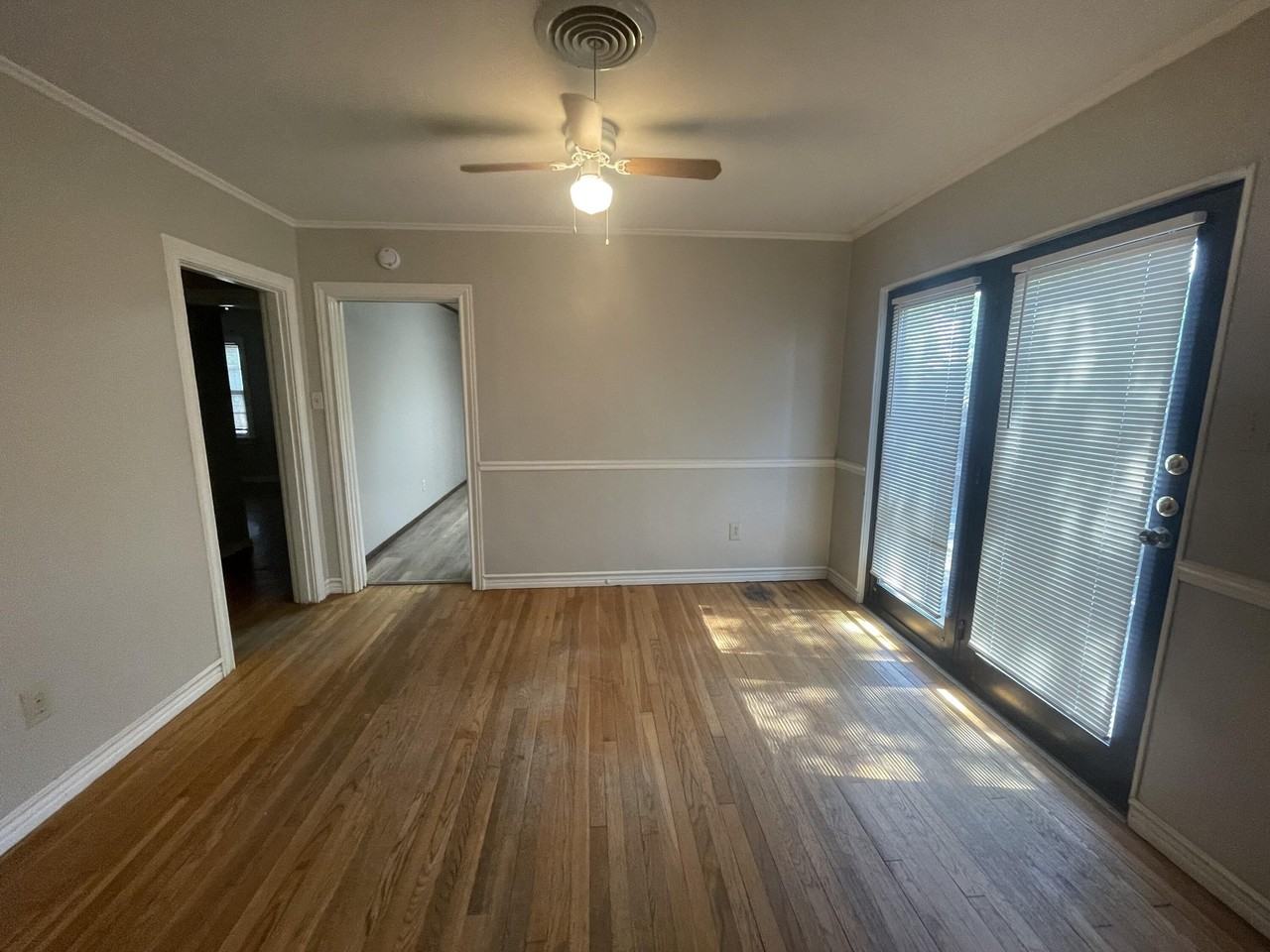 2820 36th St - Photo 3 of 11